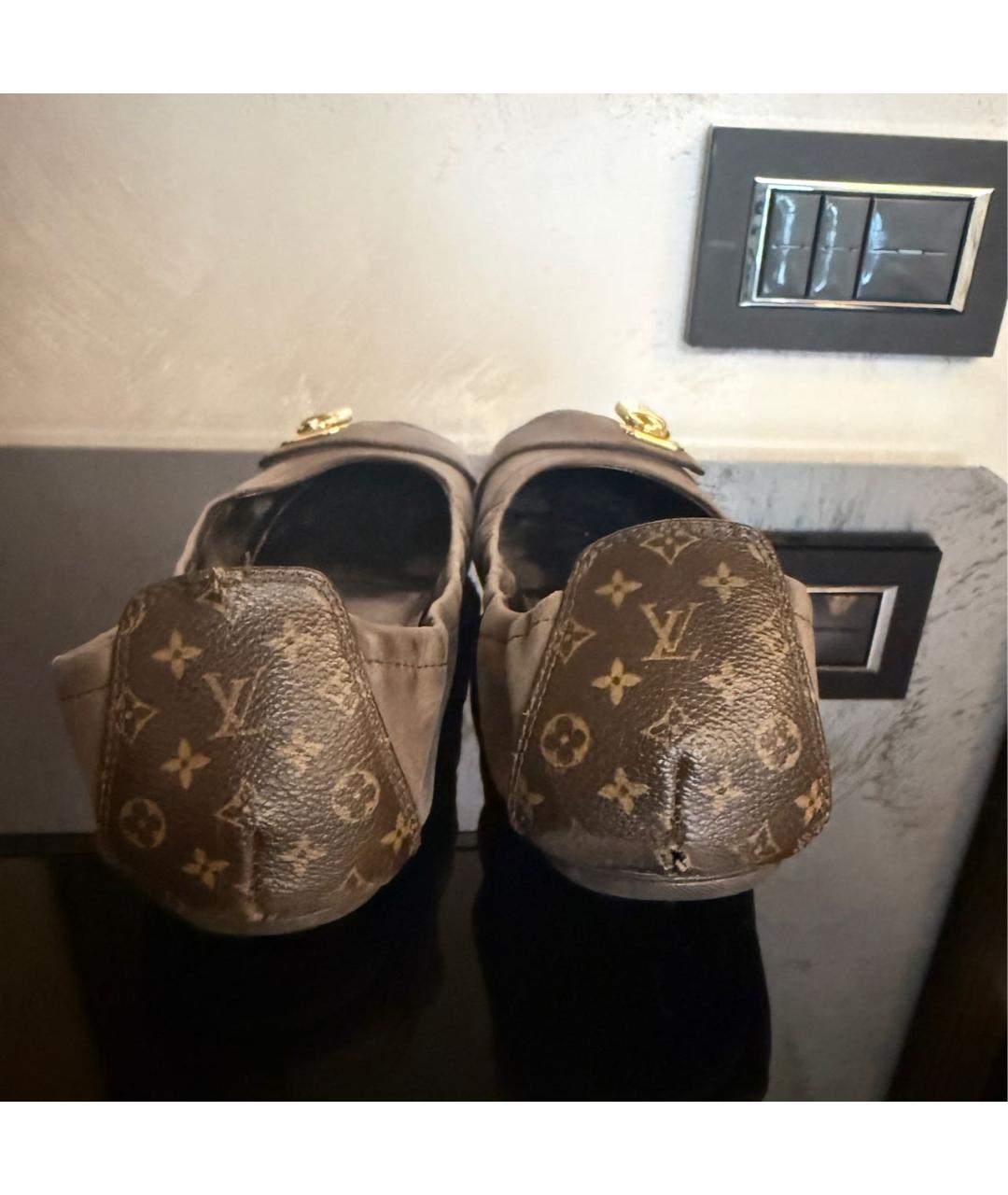LOUIS VUITTON Коричневые кожаные балетки, фото 4
