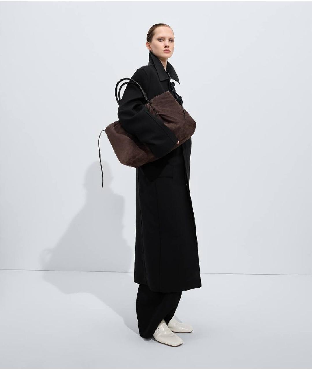 BOTTEGA VENETA Черная кожаная сумка тоут, фото 3