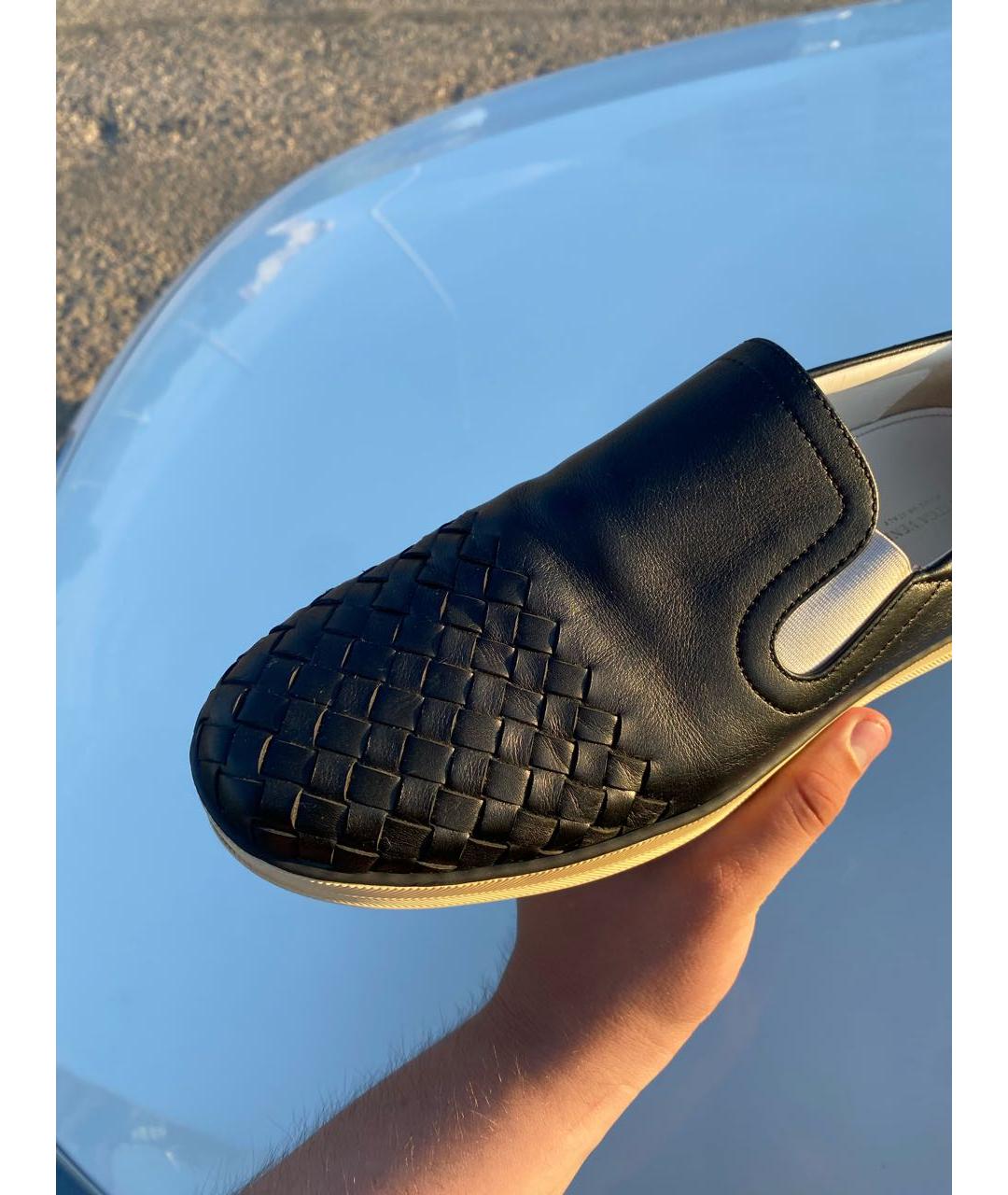 BOTTEGA VENETA Черные кожаные слипоны, фото 3