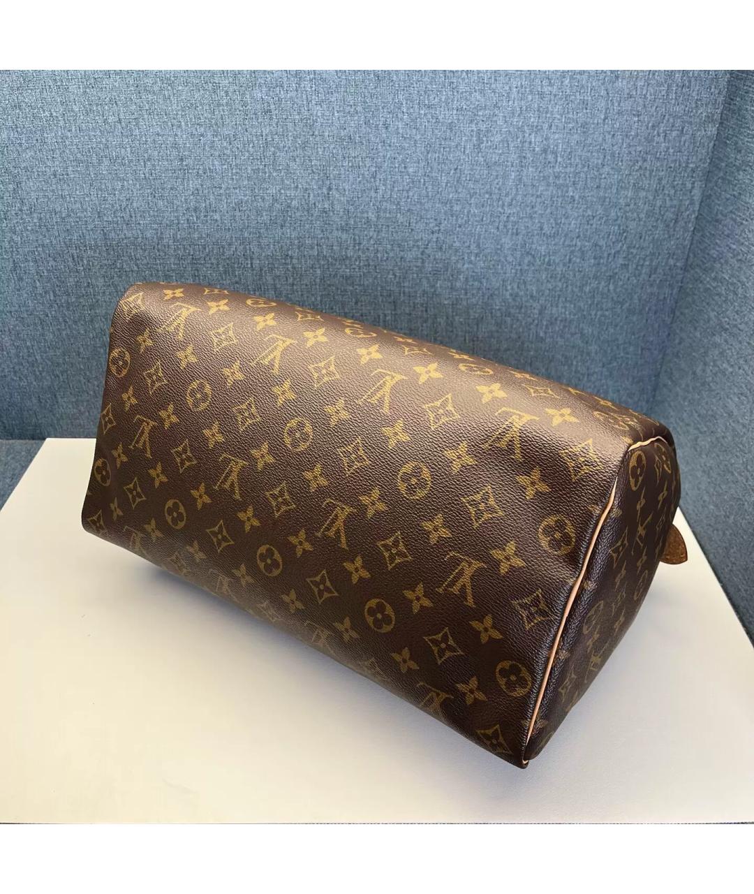 LOUIS VUITTON Коричневая кожаная сумка с короткими ручками, фото 6