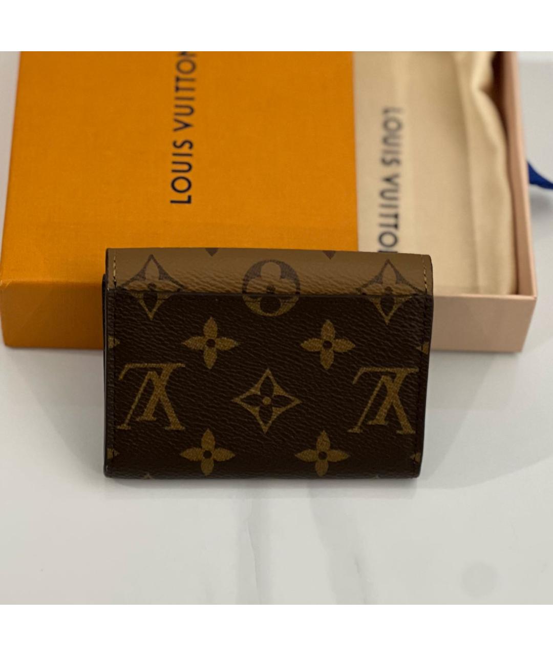LOUIS VUITTON Коричневый кошелек, фото 3