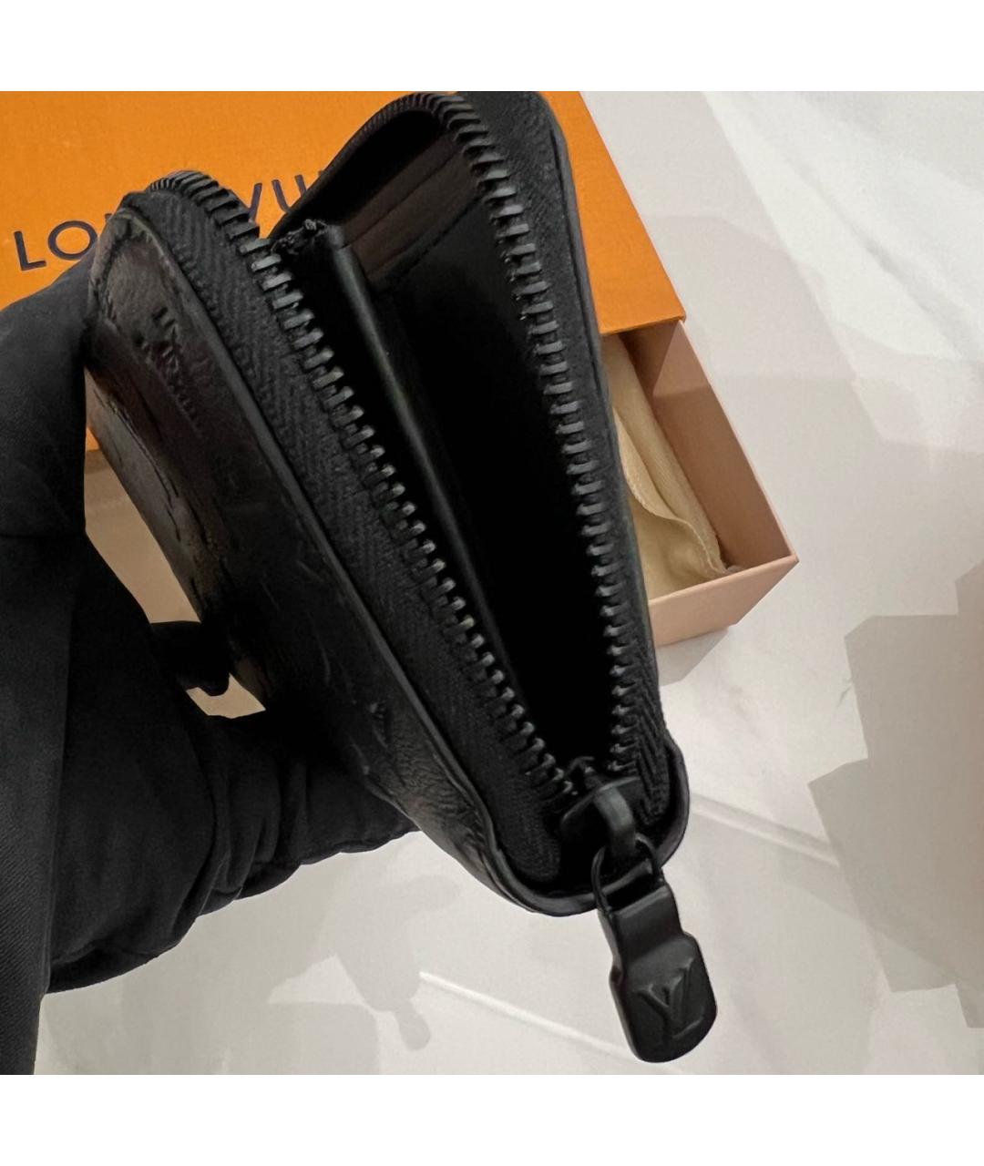LOUIS VUITTON Черный кожаный кошелек, фото 5