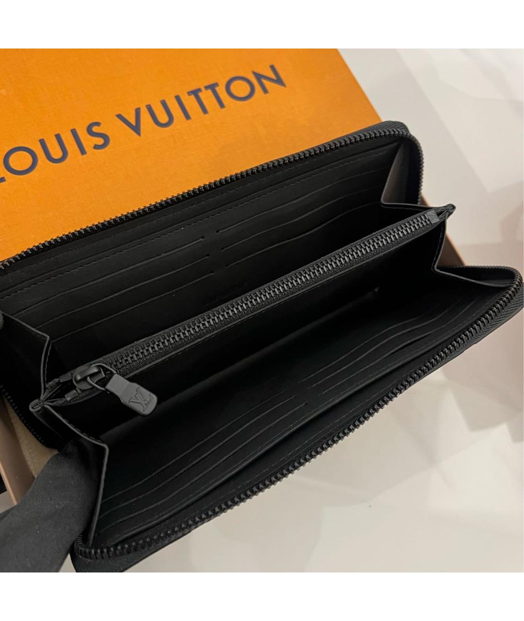 LOUIS VUITTON Черный кожаный кошелек, фото 4