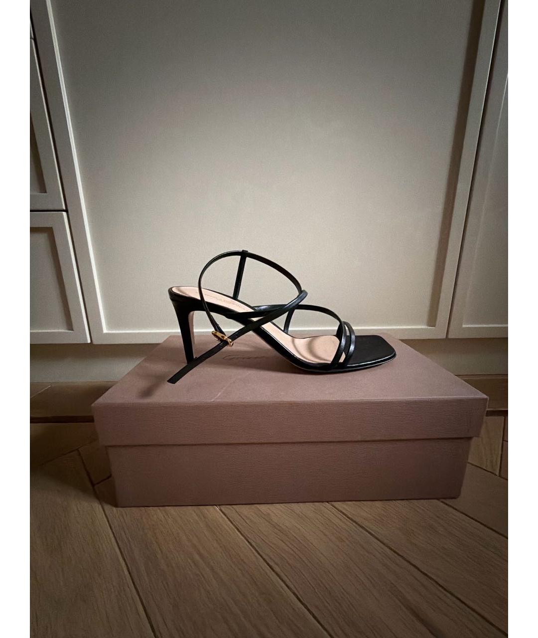 GIANVITO ROSSI Черные кожаные босоножки, фото 6