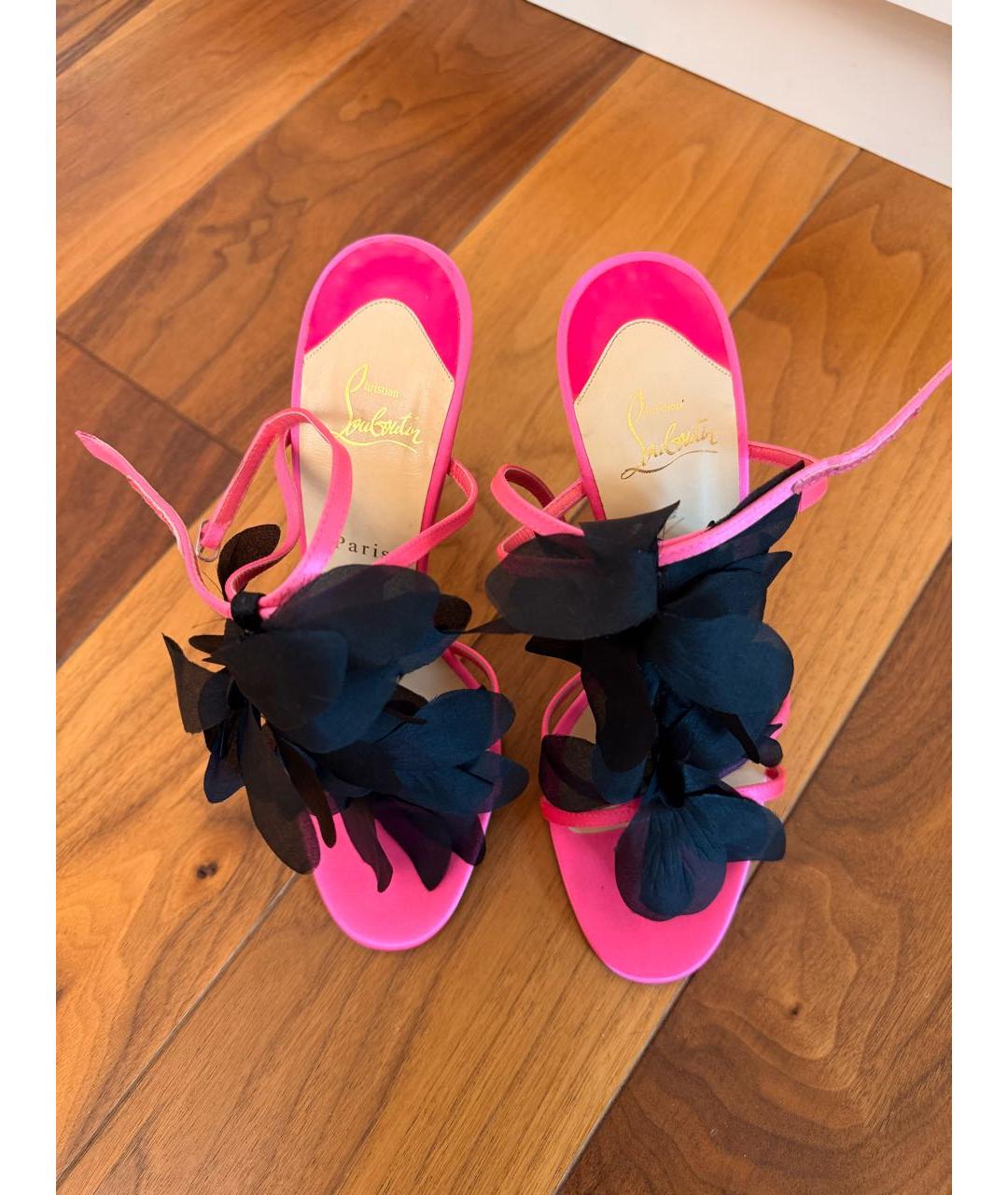CHRISTIAN LOUBOUTIN Розовые текстильные босоножки, фото 2