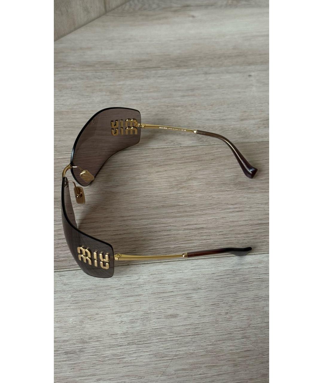 MIU MIU Фиолетовые пластиковые солнцезащитные очки, фото 5