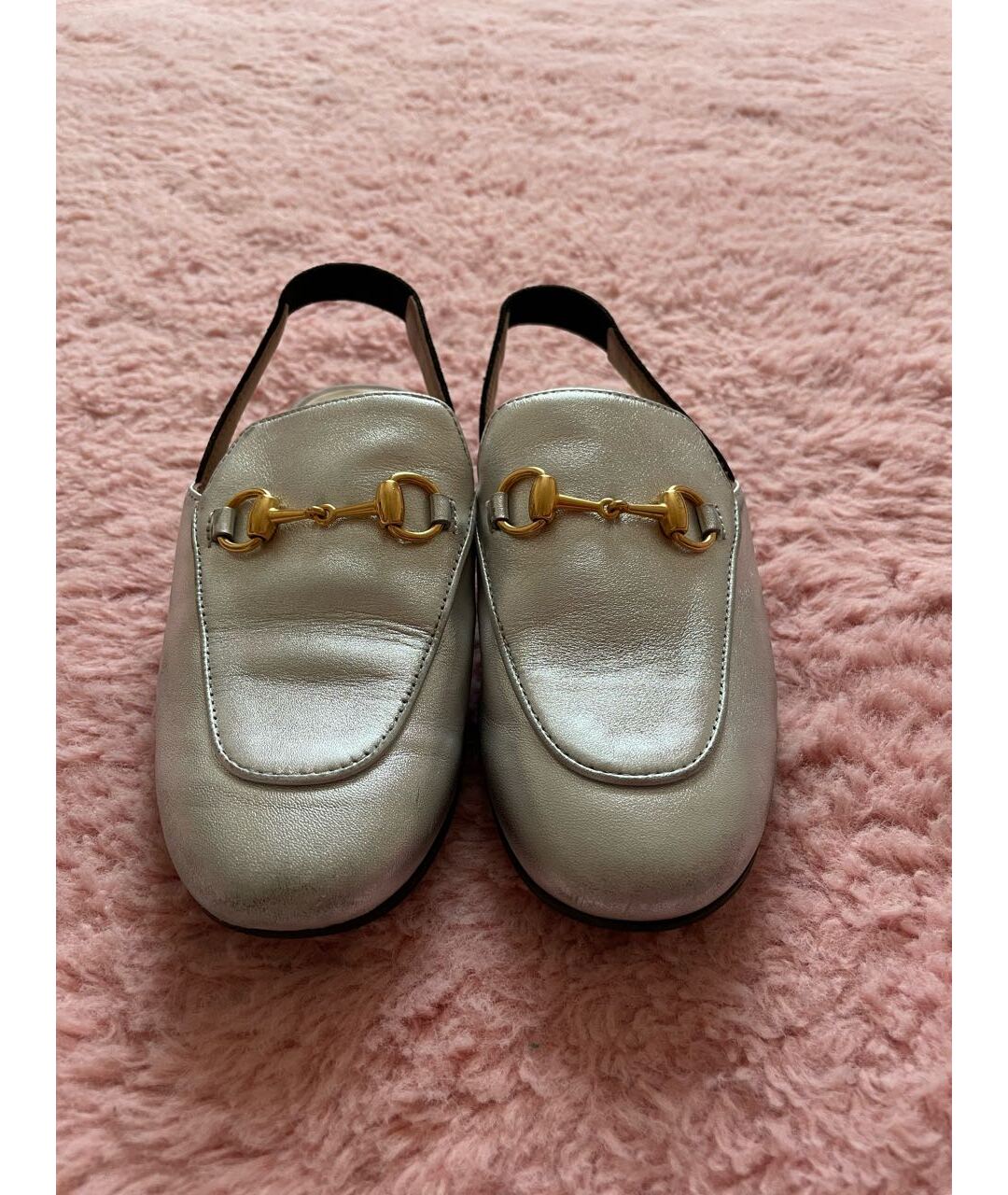 GUCCI KIDS Серебряные кожаные сандалии и шлепанцы, фото 2