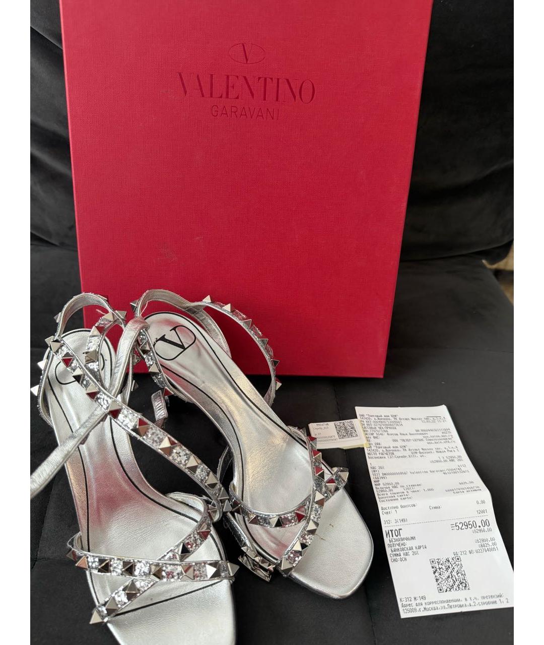 VALENTINO Серебряные босоножки из лакированной кожи, фото 5