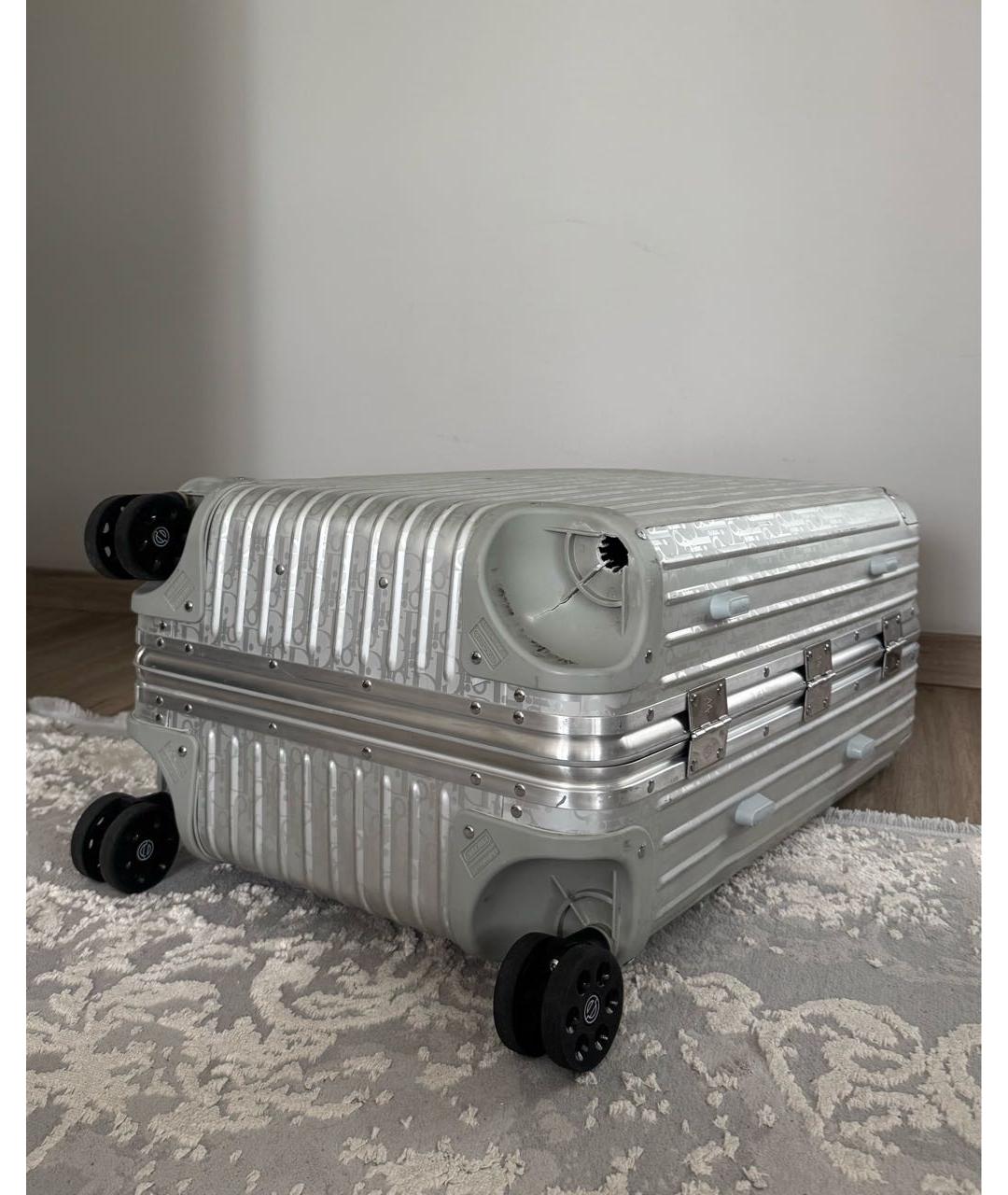 Rimowa Серебряный чемодан, фото 3