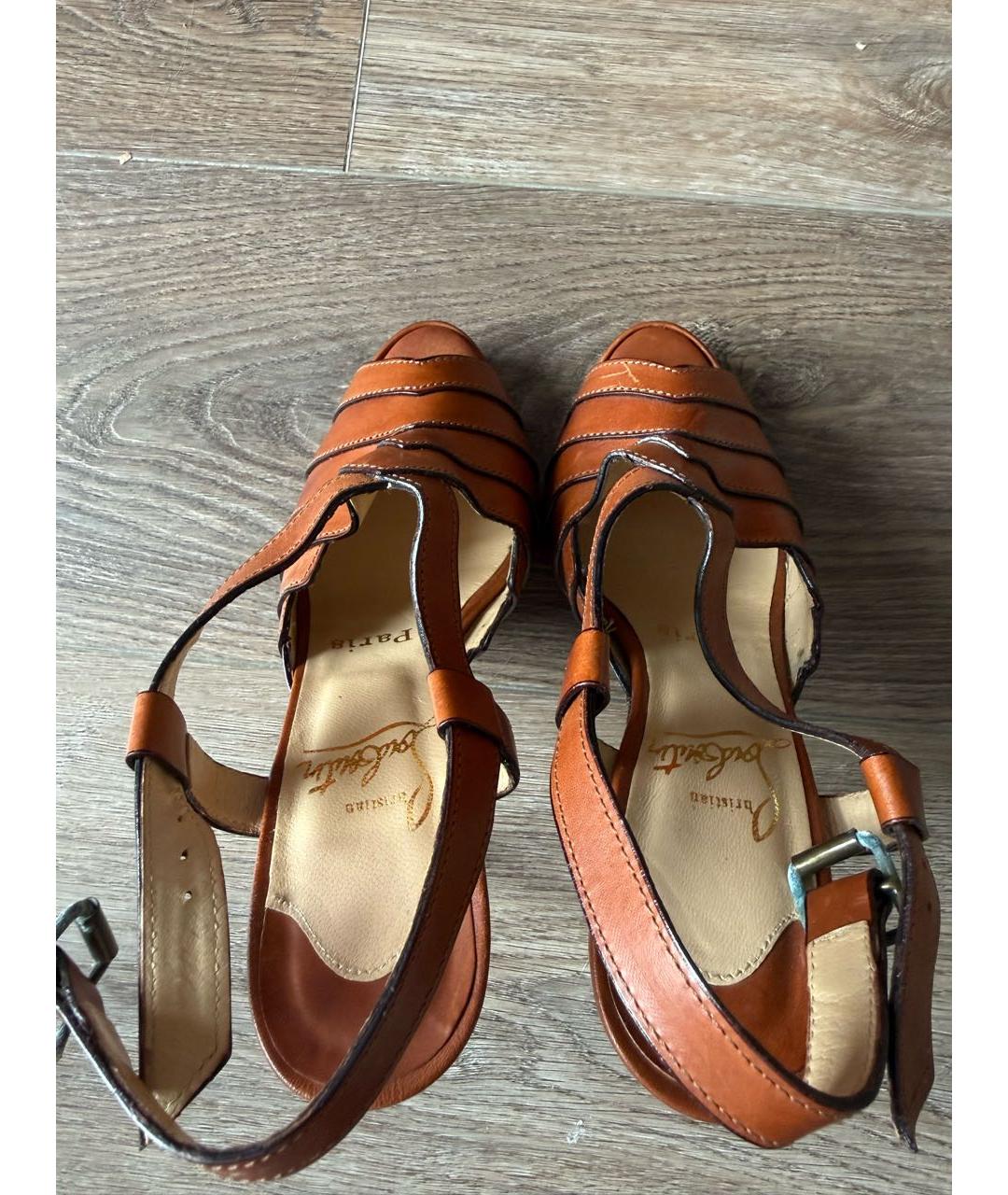 CHRISTIAN LOUBOUTIN Коричневые кожаные босоножки, фото 3