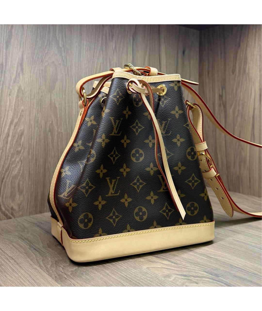 LOUIS VUITTON Коричневая кожаная сумка через плечо, фото 1