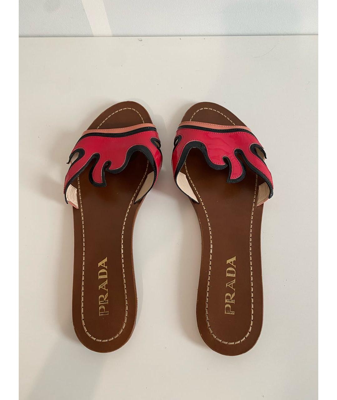 PRADA Мульти шлепанцы из лакированной кожи, фото 3