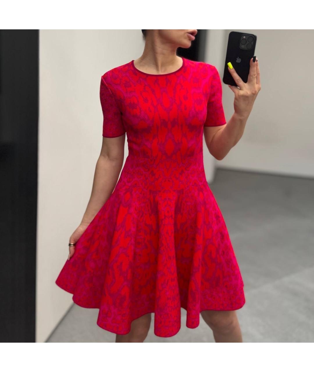 ALEXANDER MCQUEEN Красное вискозное повседневное платье, фото 6