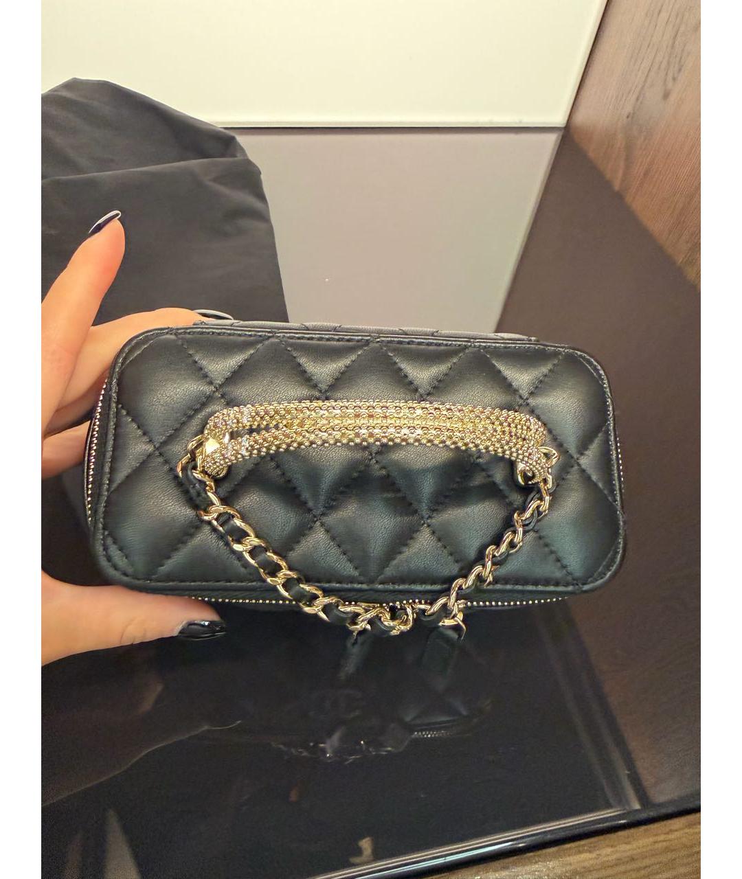 CHANEL Черная кожаная сумка с короткими ручками, фото 5