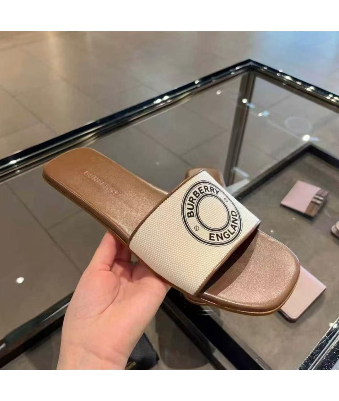 BURBERRY Бежевые текстильные мюли, фото 5
