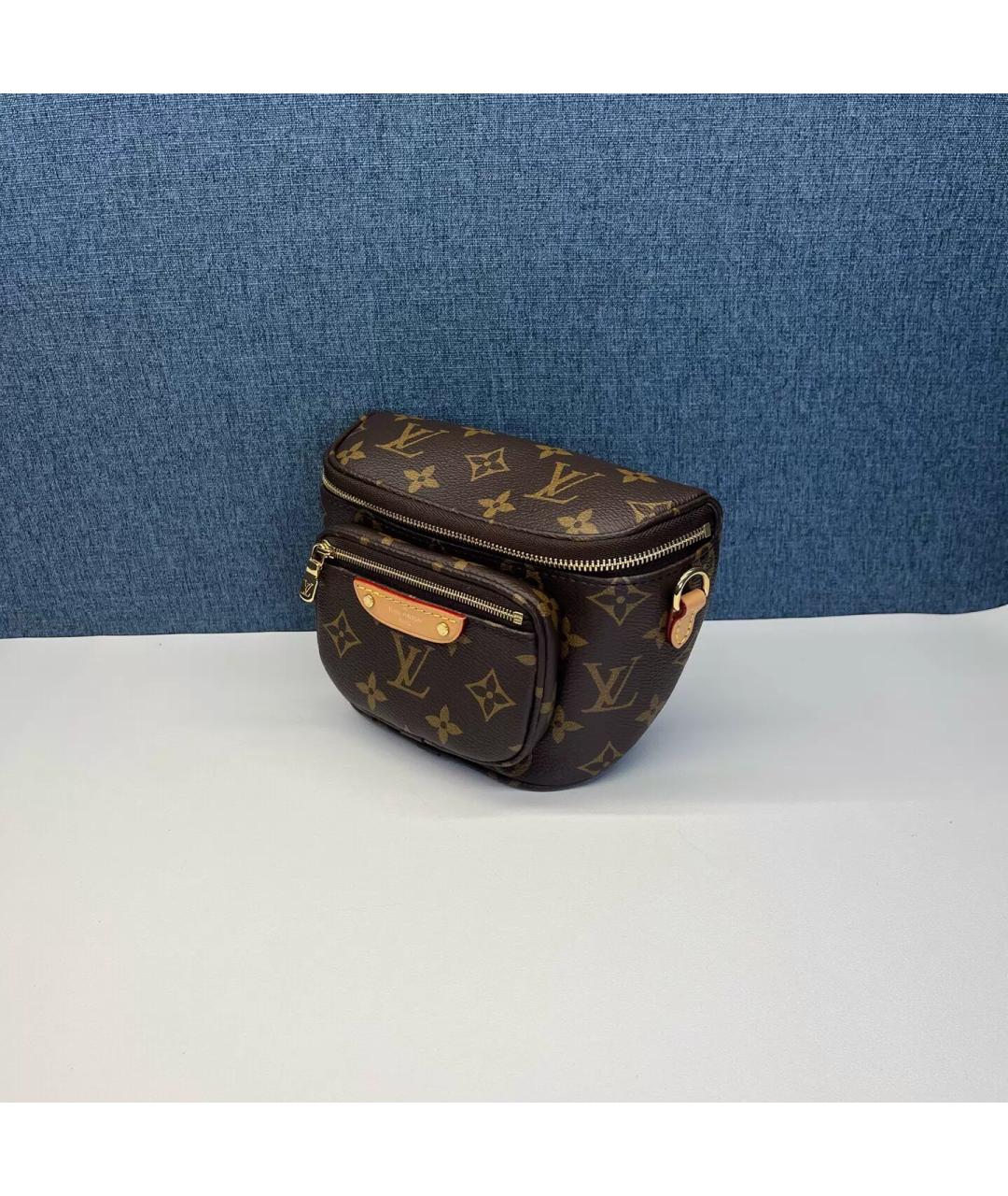 LOUIS VUITTON Коричневая кожаная поясная сумка, фото 3