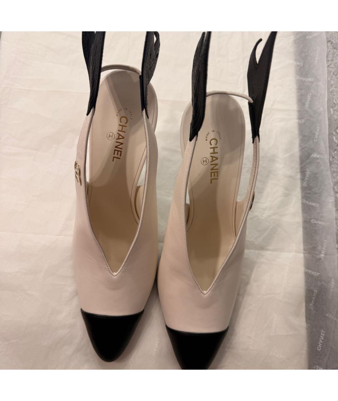 CHANEL Белые кожаные туфли, фото 2