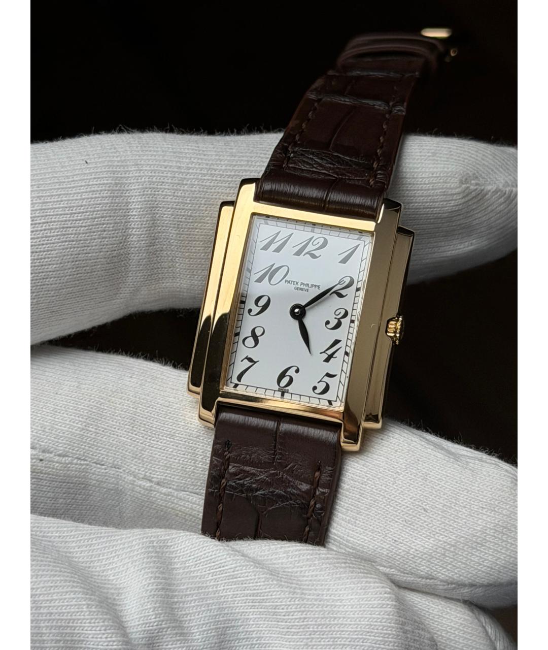 PATEK PHILIPPE Белые часы из желтого золота, фото 3