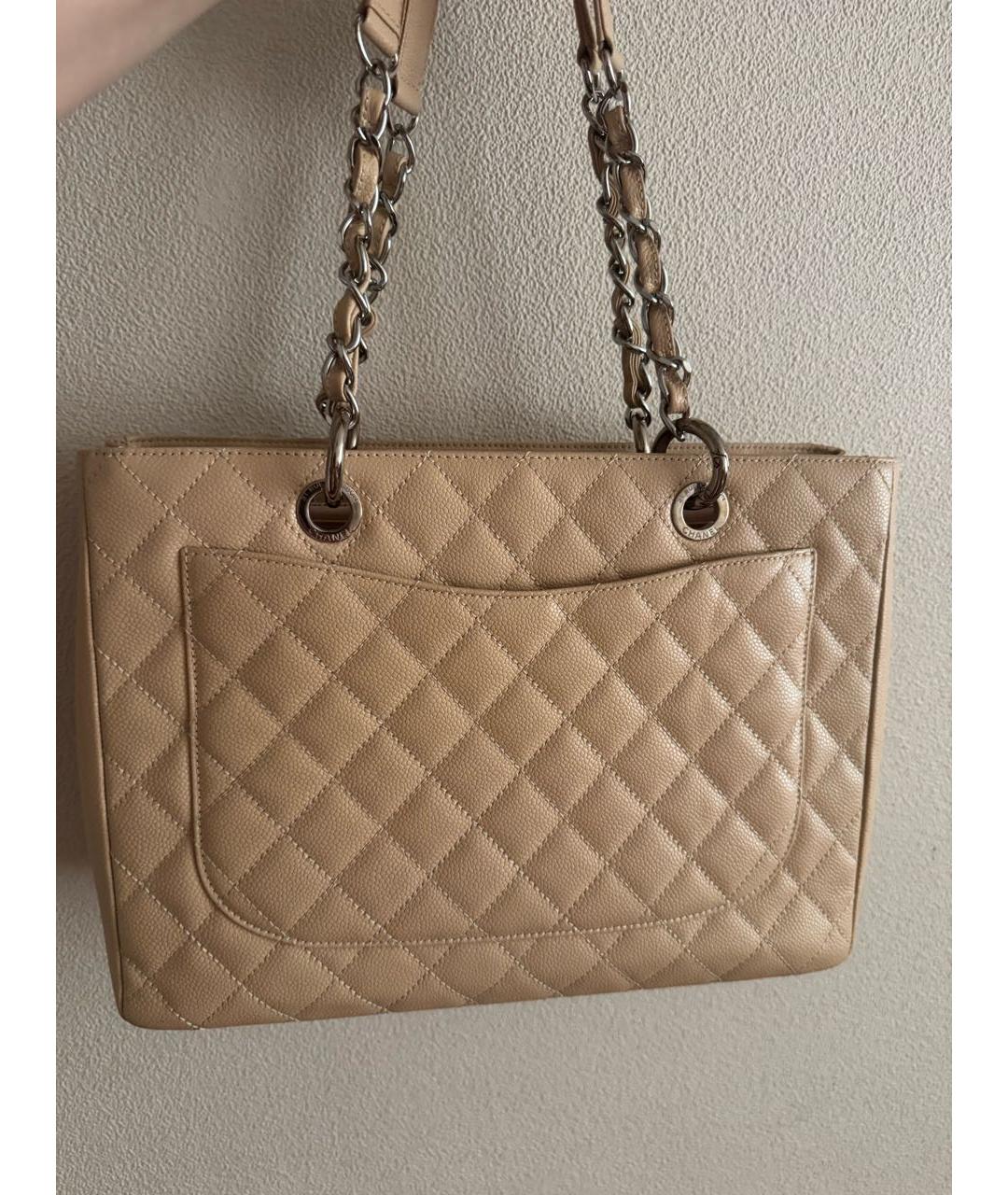 CHANEL Бежевая кожаная сумка тоут, фото 3