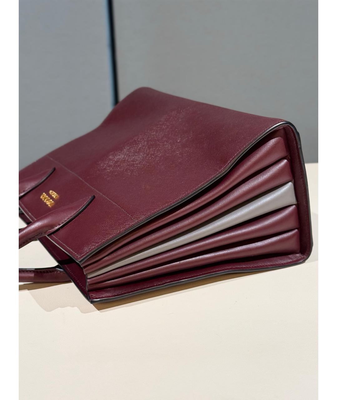 PRADA Красная кожаная сумка тоут, фото 6