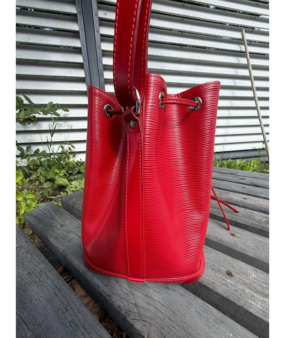 LOUIS VUITTON Красная сумка тоут, фото 2