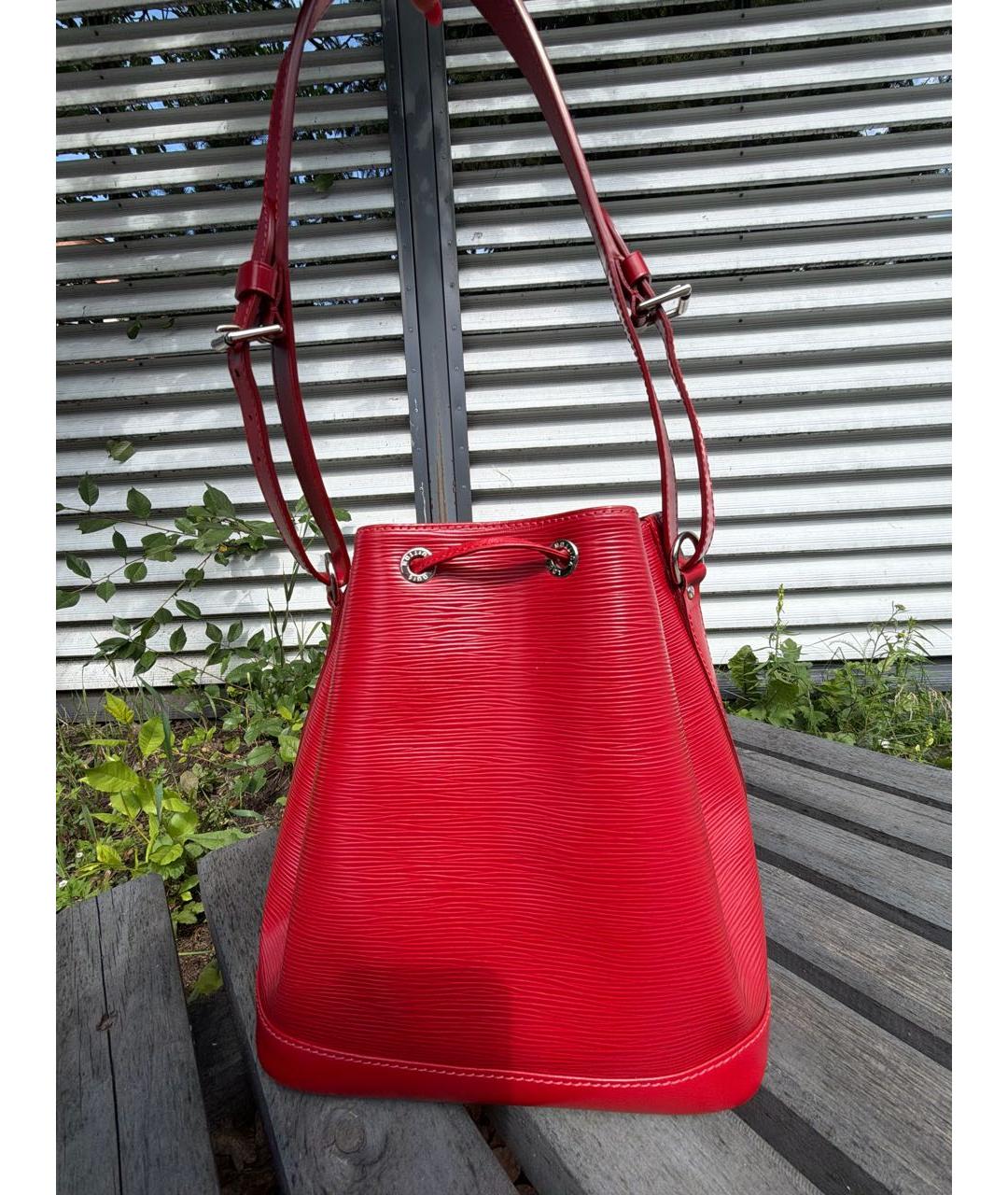 LOUIS VUITTON Красная сумка тоут, фото 3