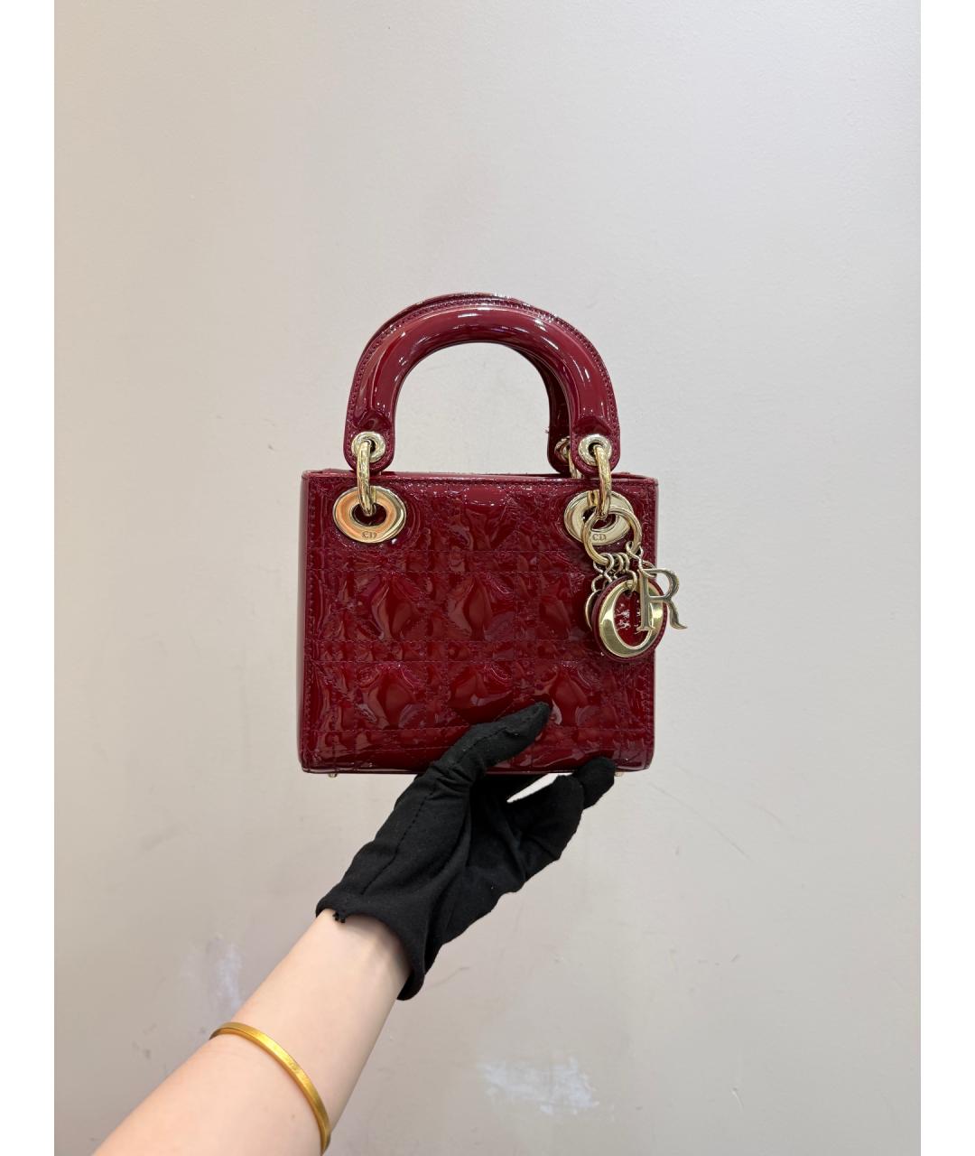 CHRISTIAN DIOR Красная сумка тоут из лакированной кожи, фото 3