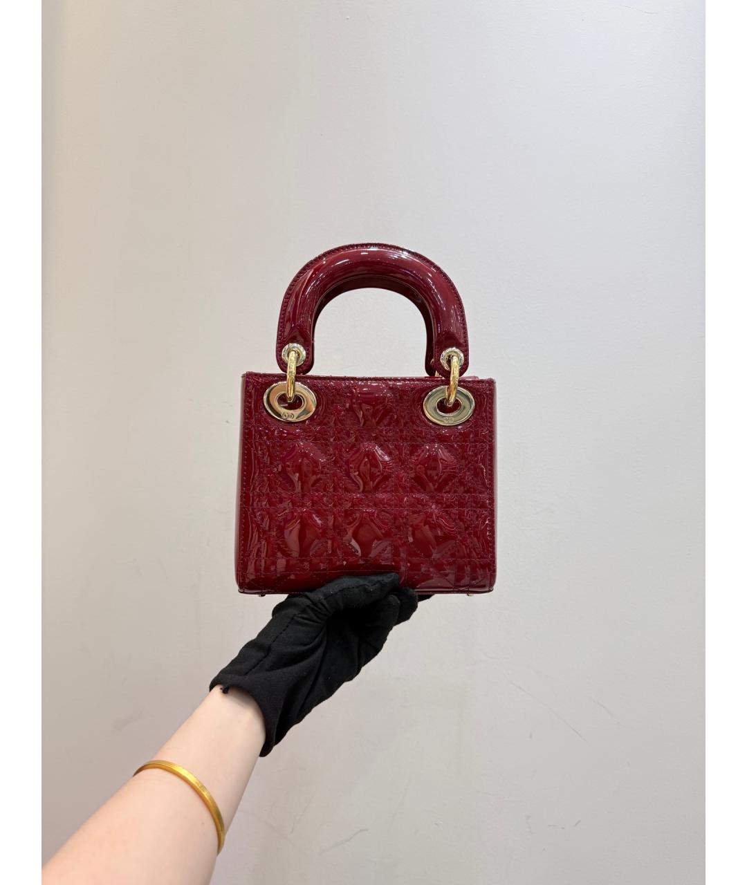 CHRISTIAN DIOR Красная сумка тоут из лакированной кожи, фото 4