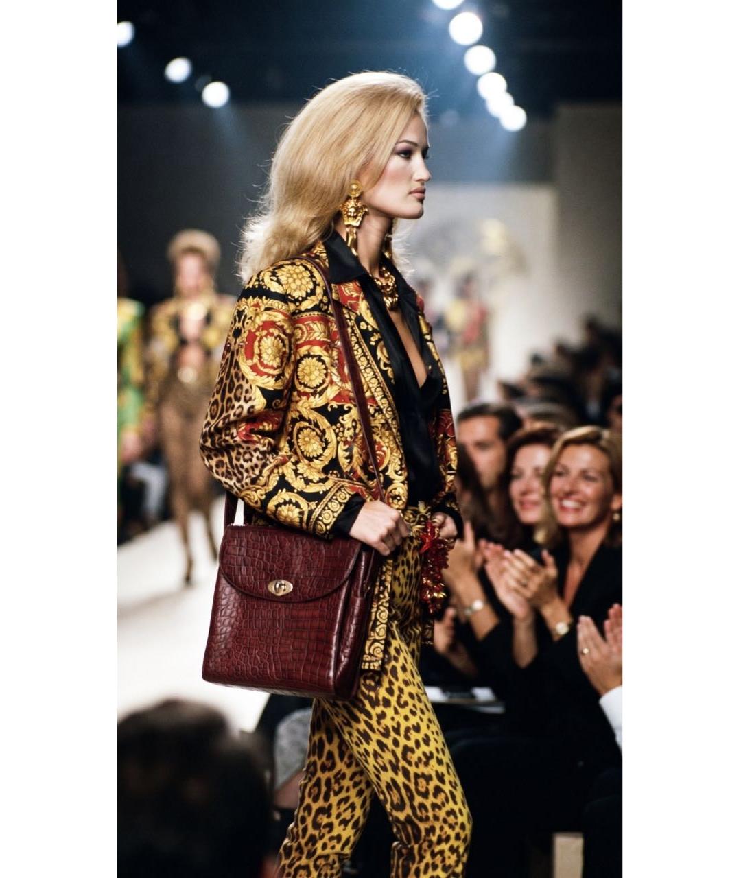 VERSACE Бордовая кожаная сумка через плечо, фото 6