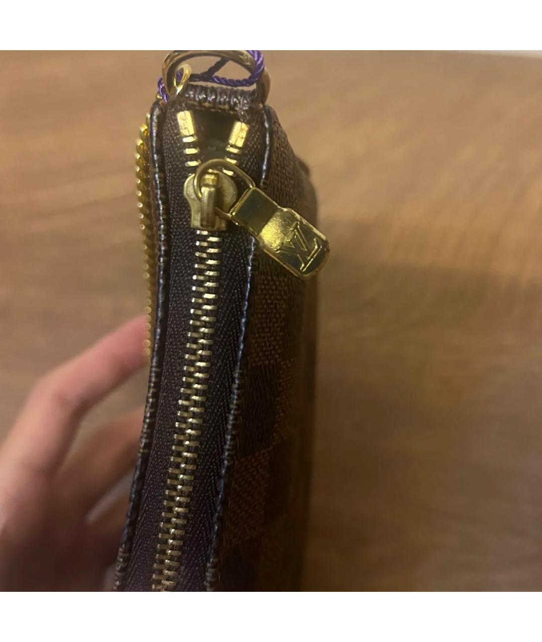 LOUIS VUITTON Коричневая кожаная сумка с короткими ручками, фото 6