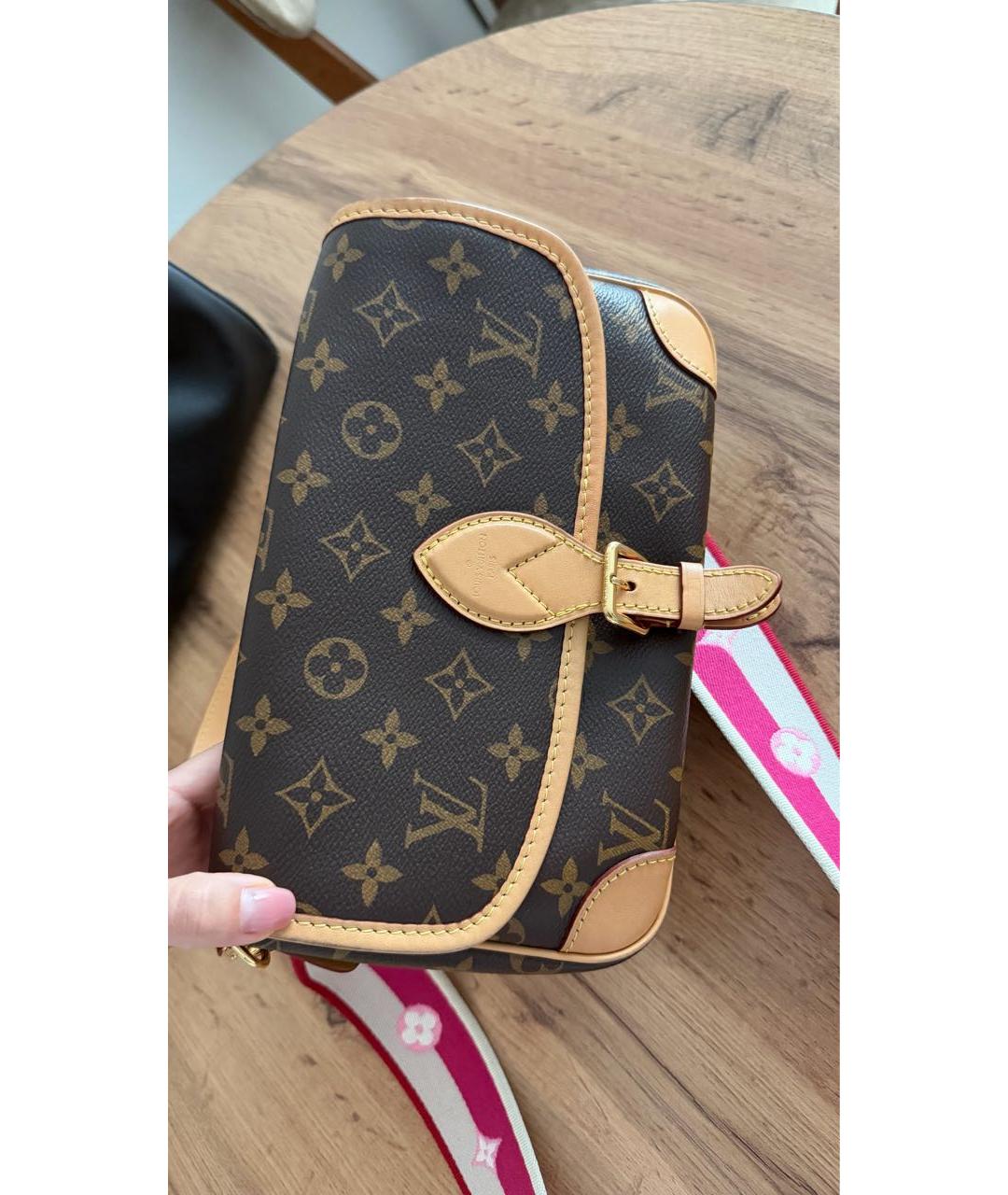 LOUIS VUITTON Коричневая канва сумка с короткими ручками, фото 4