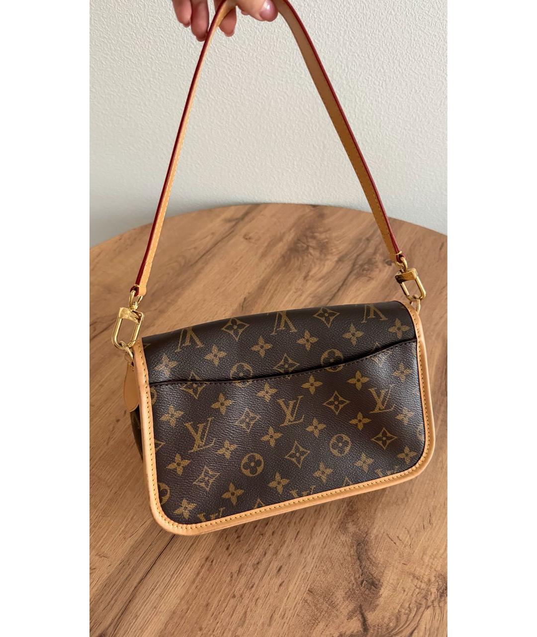 LOUIS VUITTON Коричневая канва сумка с короткими ручками, фото 3