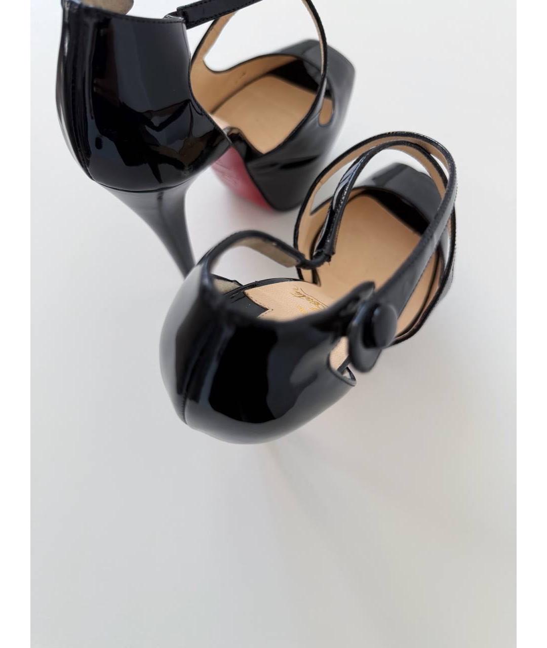 CHRISTIAN LOUBOUTIN Черные босоножки из лакированной кожи, фото 6