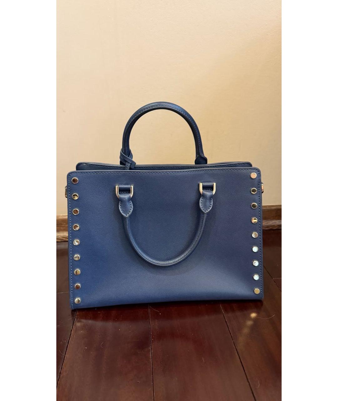 MICHAEL KORS Темно-синяя кожаная сумка с короткими ручками, фото 2
