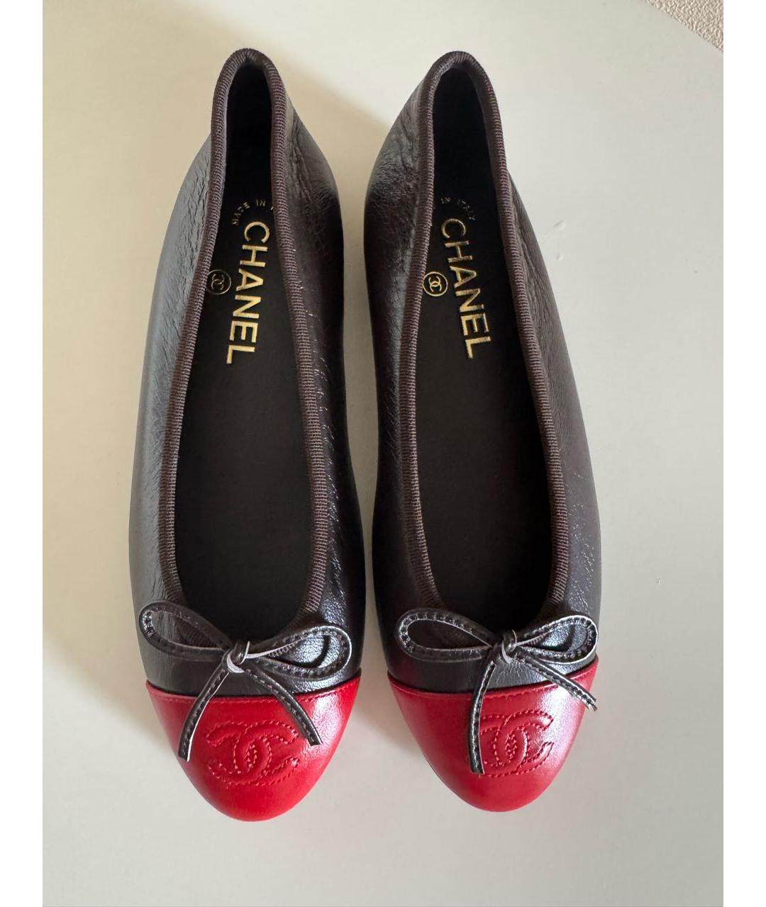 CHANEL Коричневые кожаные балетки, фото 2