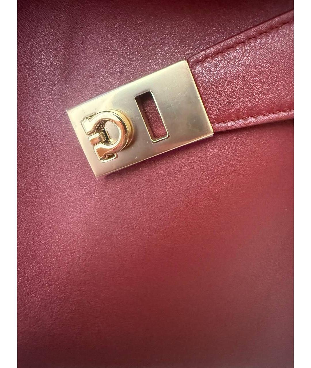 FERRAGAMO Бордовая кожаная сумка через плечо, фото 7