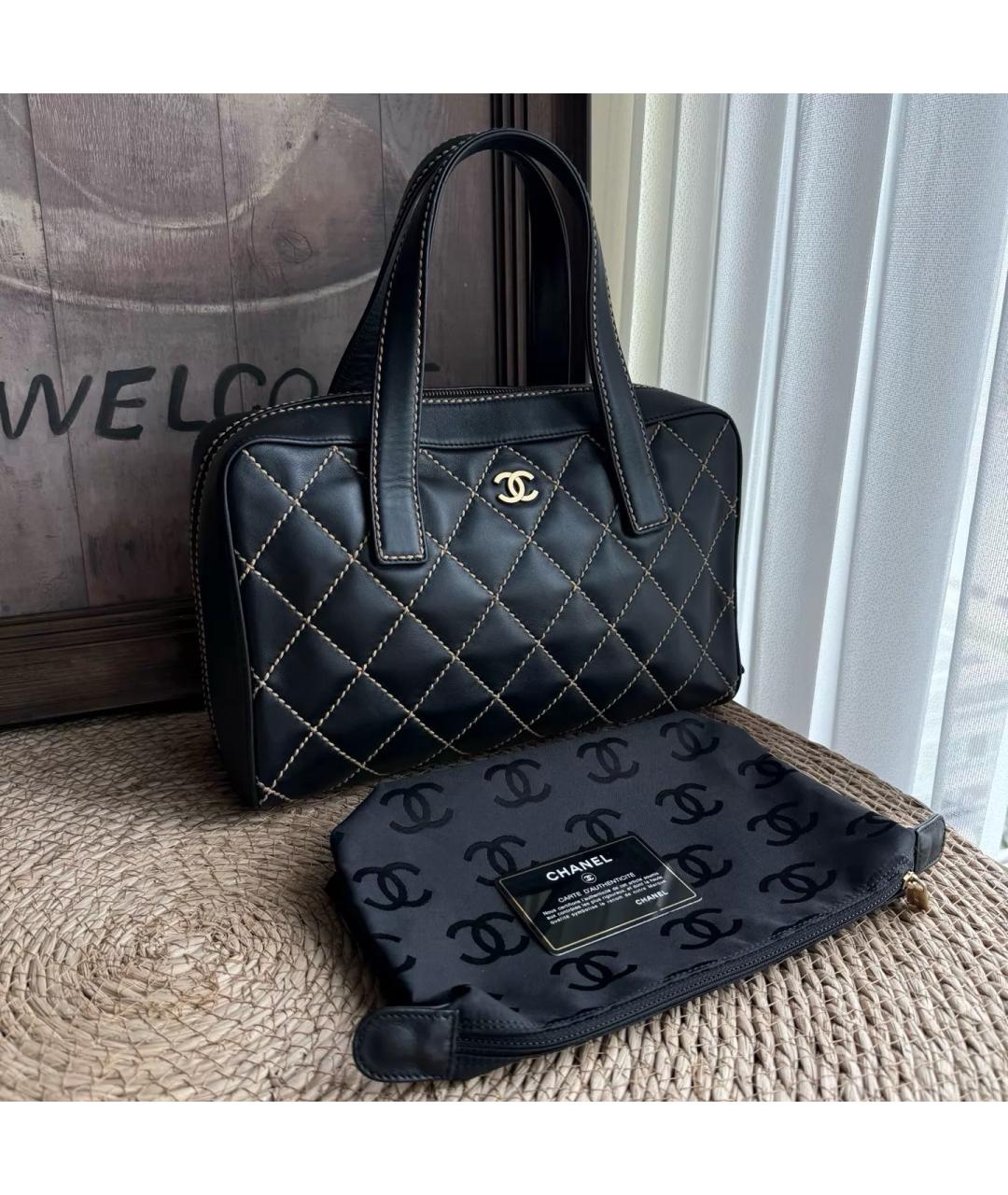 CHANEL Черная кожаная сумка с короткими ручками, фото 10