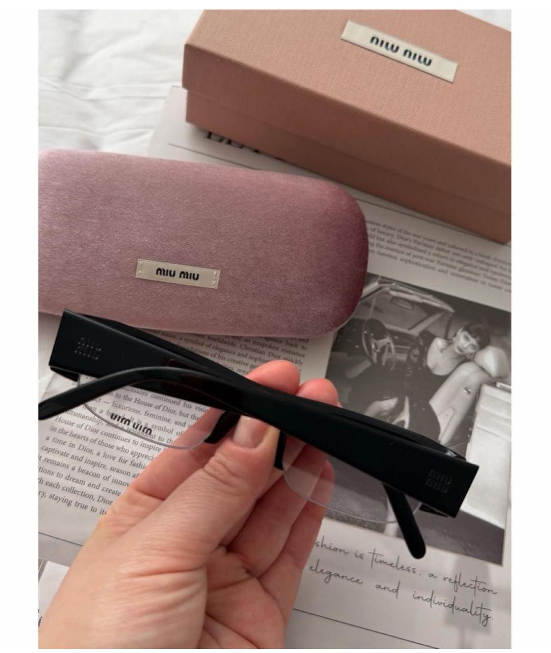 MIU MIU Черные пластиковые солнцезащитные очки, фото 3