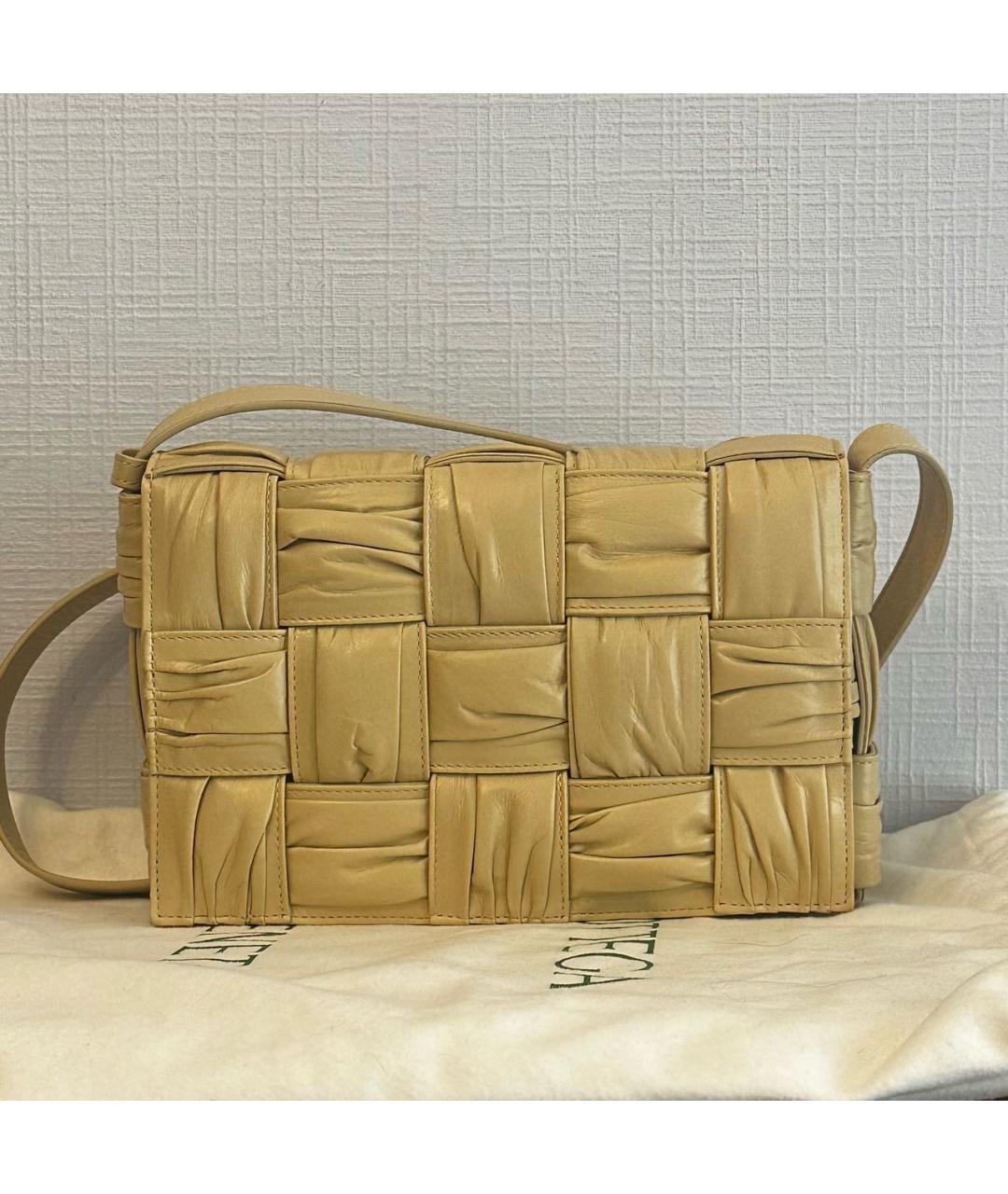 BOTTEGA VENETA Горчичная кожаная сумка через плечо, фото 9