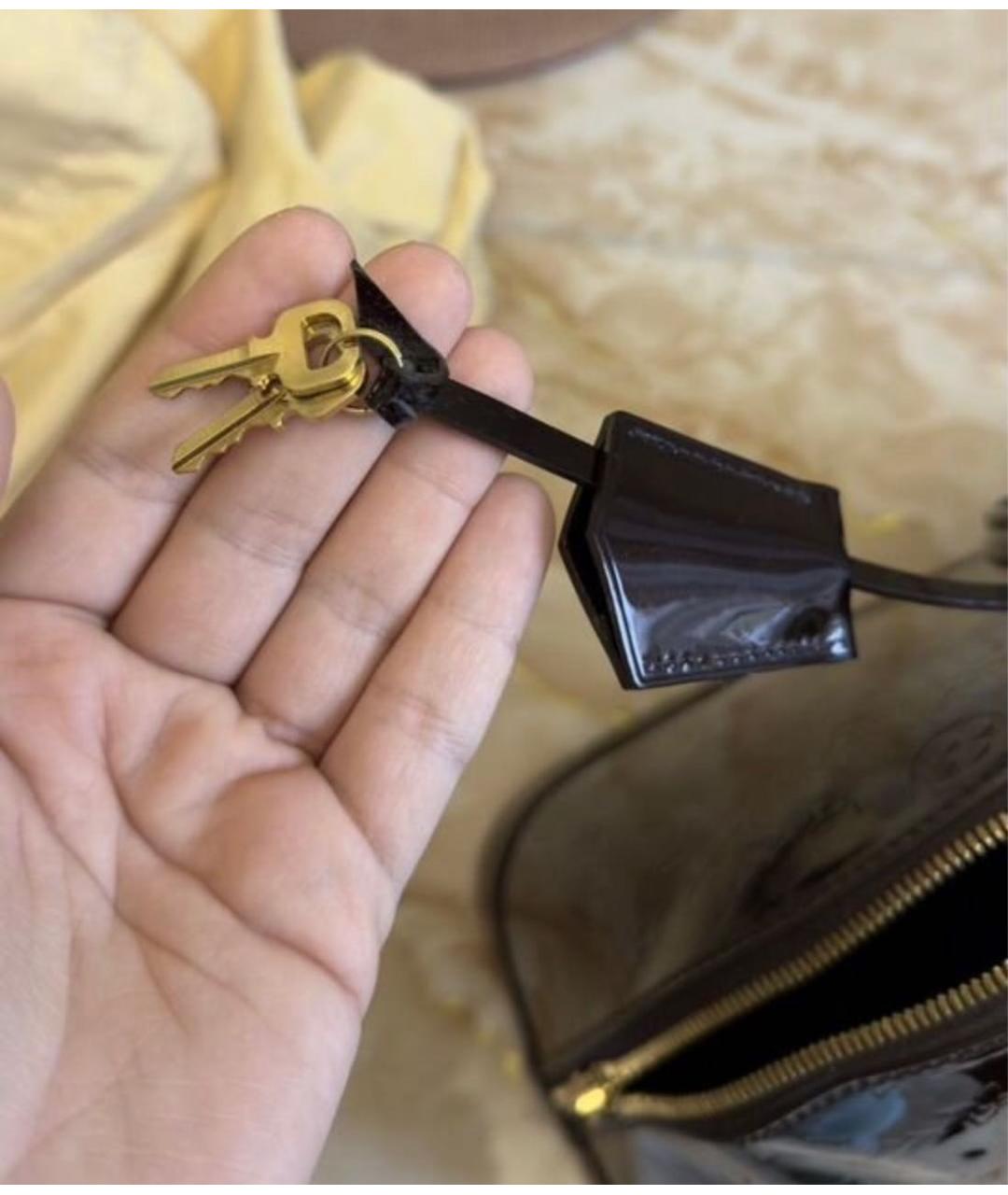 LOUIS VUITTON Фиолетовая сумка с короткими ручками из лакированной кожи, фото 4