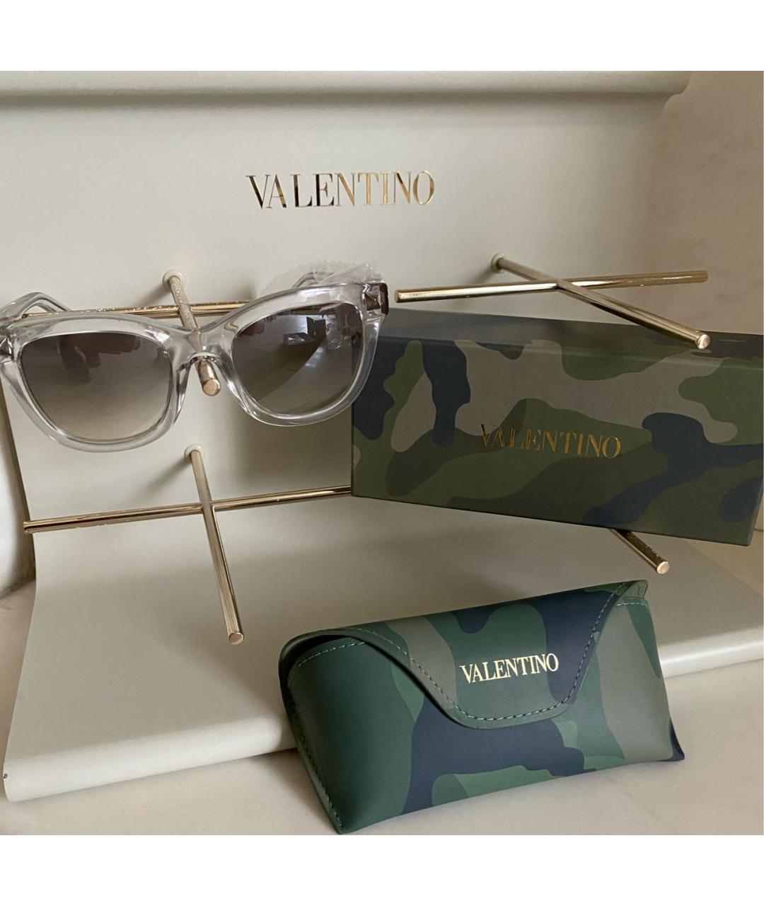 VALENTINO Прозрачные пластиковые солнцезащитные очки, фото 4