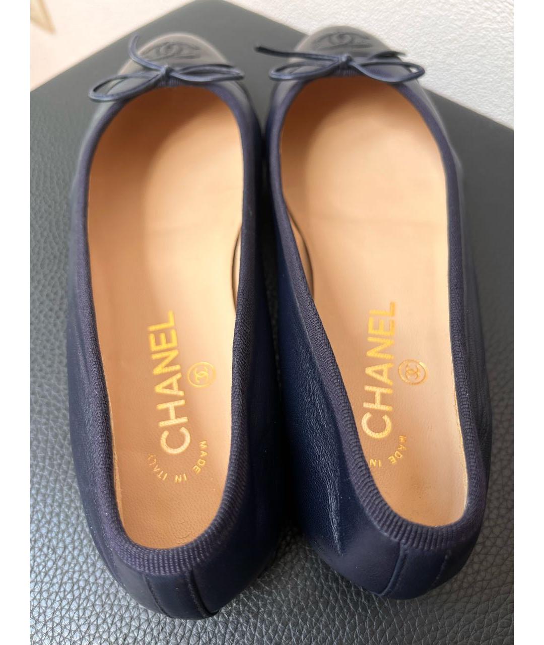 CHANEL Темно-синие кожаные балетки, фото 5