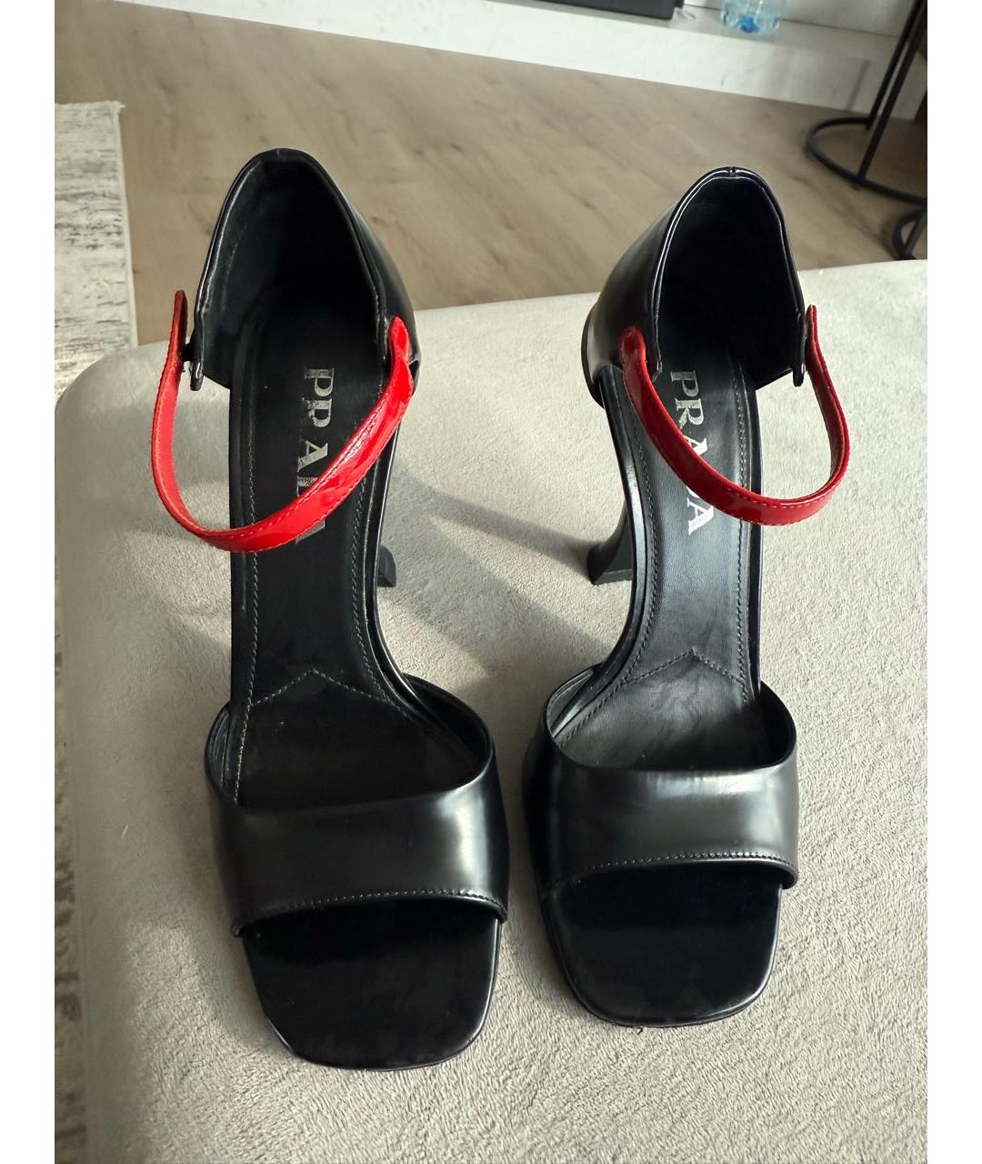PRADA Черные кожаные босоножки, фото 2