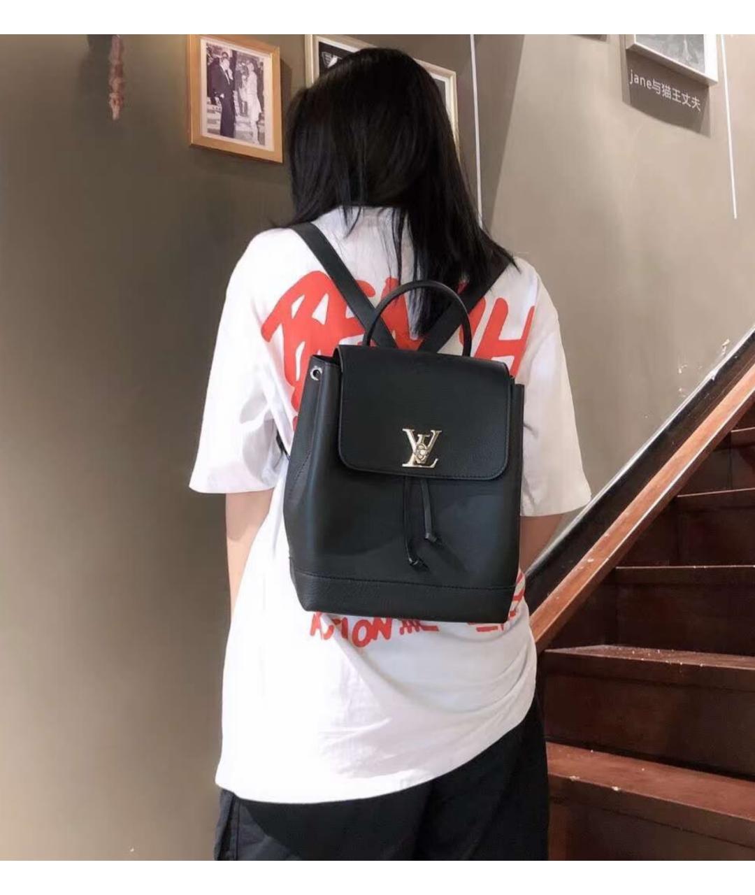 LOUIS VUITTON Черный кожаный рюкзак, фото 4