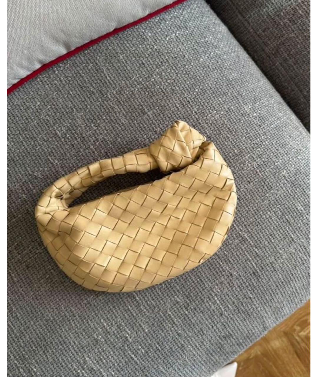 BOTTEGA VENETA Бежевая кожаная сумка с короткими ручками, фото 6