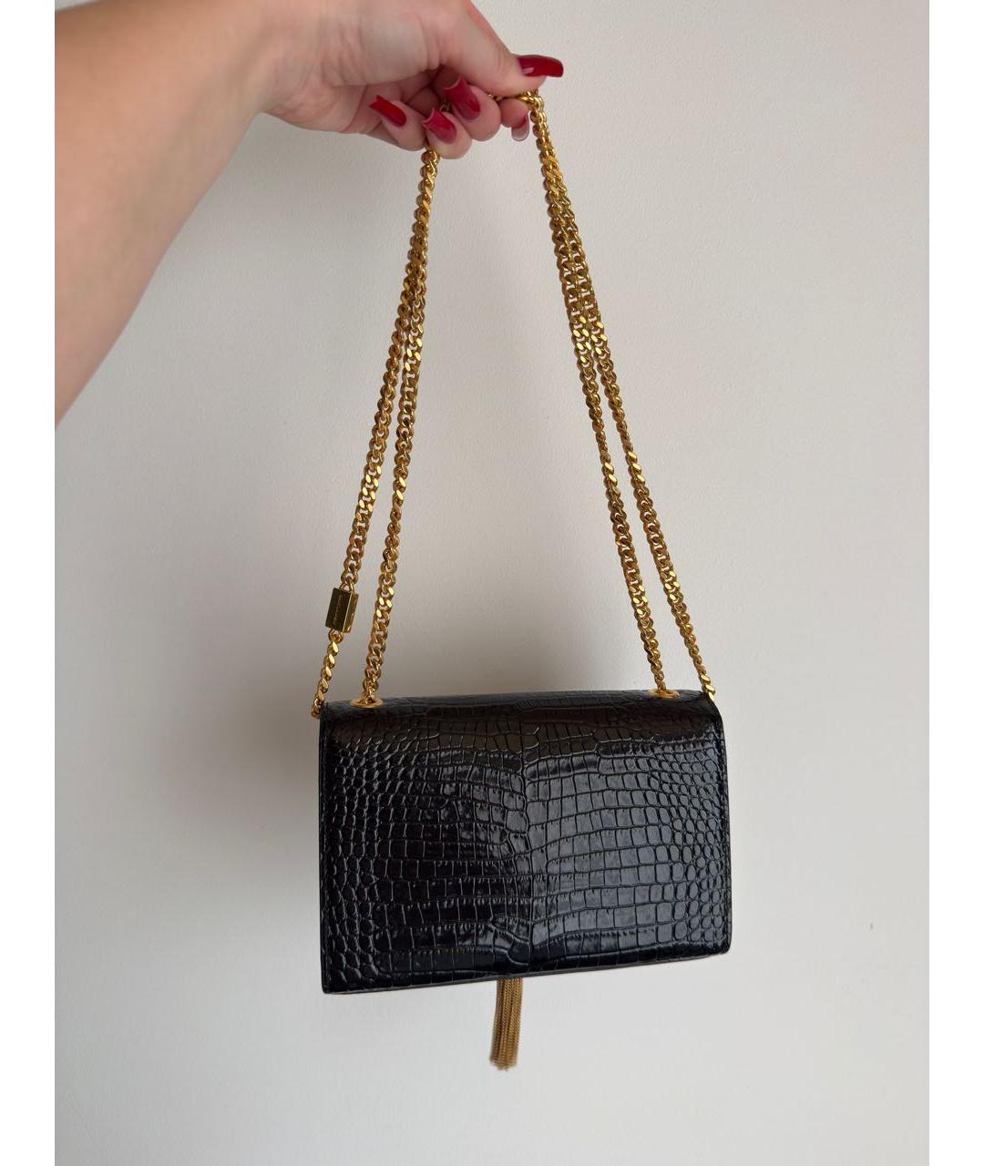 SAINT LAURENT Черная сумка через плечо из лакированной кожи, фото 3