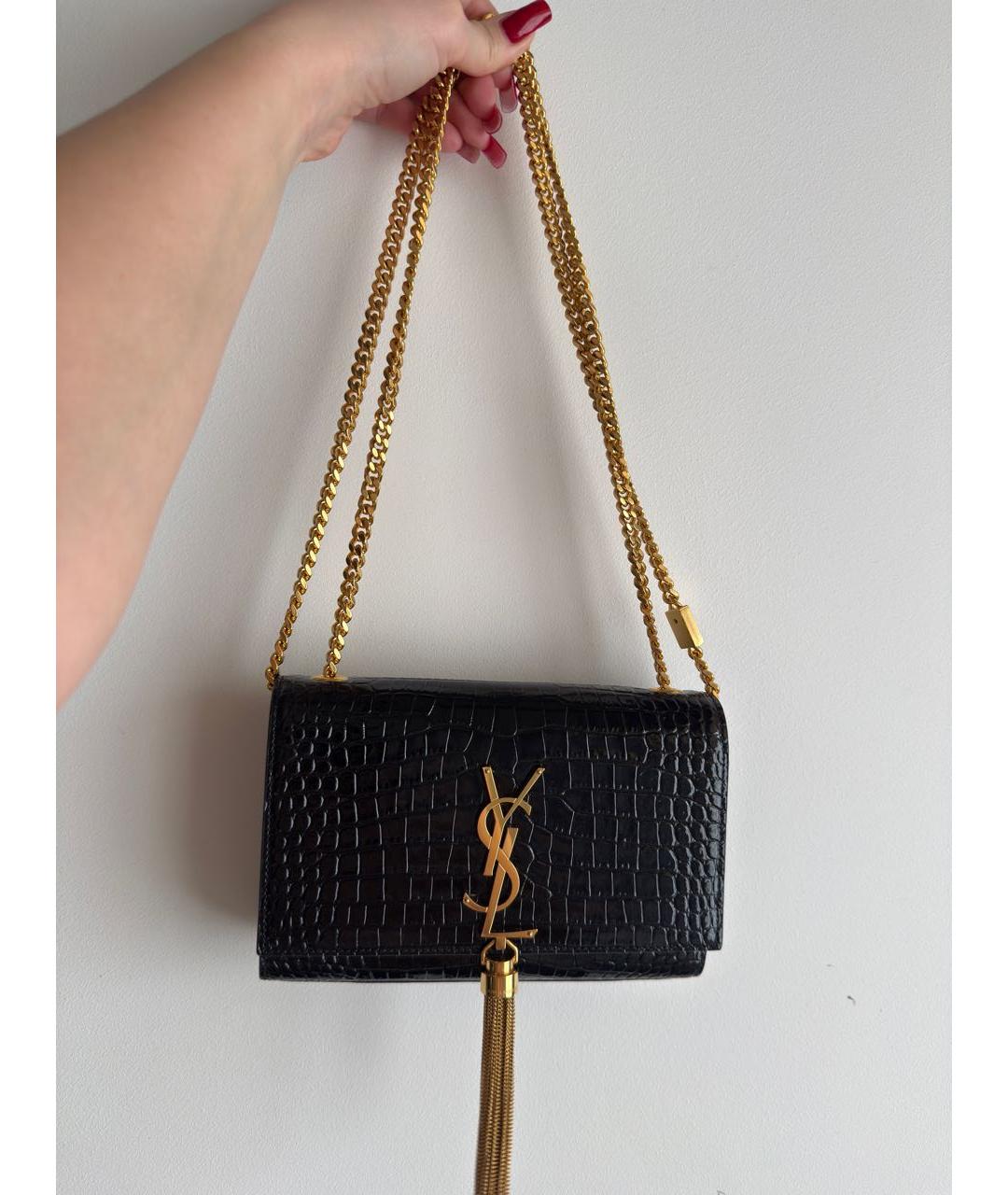 SAINT LAURENT Черная сумка через плечо из лакированной кожи, фото 9