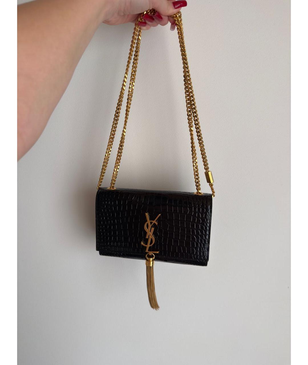 SAINT LAURENT Черная сумка через плечо из лакированной кожи, фото 2
