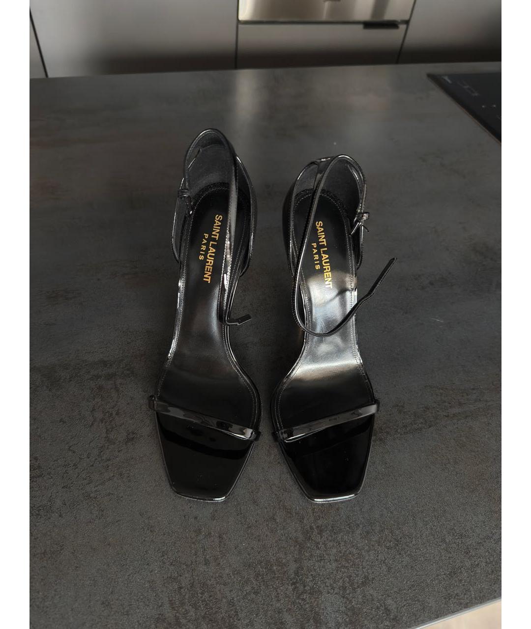 SAINT LAURENT Черные босоножки из лакированной кожи, фото 2