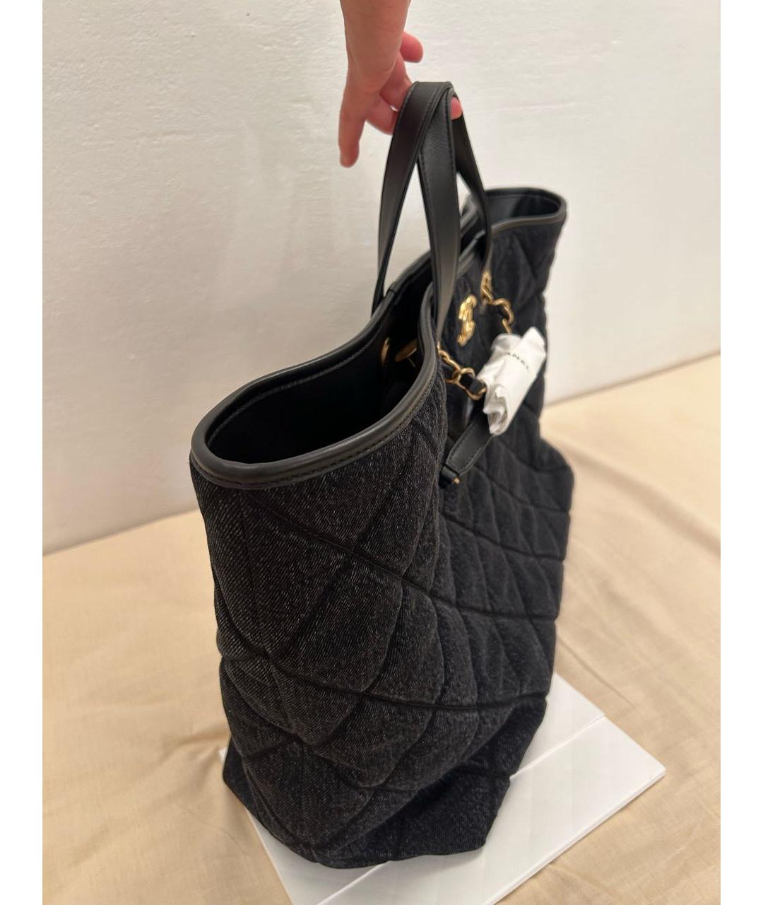 CHANEL Черная деним сумка тоут, фото 2